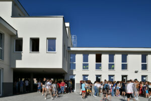 Lire la suite à propos de l’article L’école, c’est tout toit !